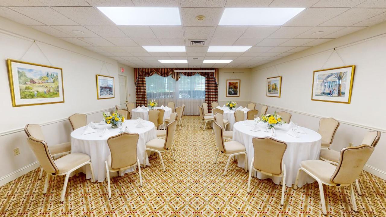 The Farmington Inn And Suites Екстериор снимка